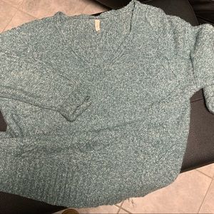 S/M boutique sweater